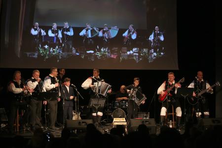KONCERT ANSAMBLA JELEN 34 FOTO LJUBO VUKELIČ